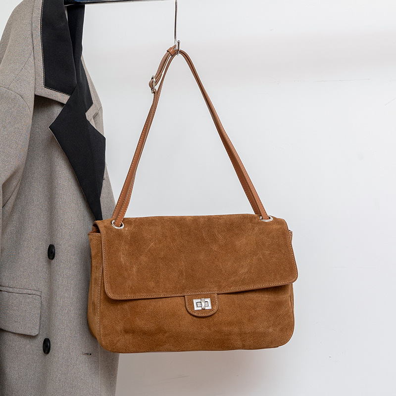 Натуральная замшевая сумка чер – обзор и цена Leather Work Handbag